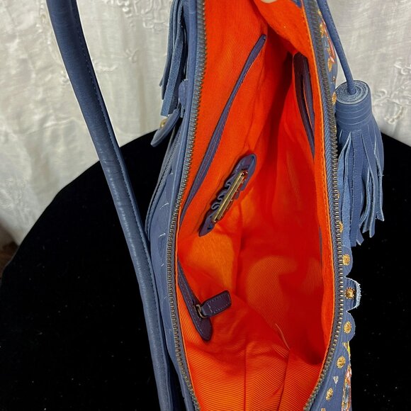 Isabella Fiore Hobo Leather Embroidered Bag 🎉3X Host Pick🎉 - Picture 12 of 16